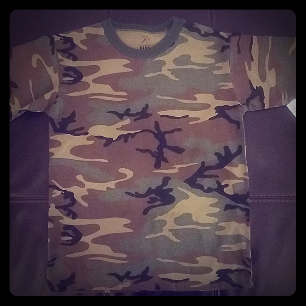 NWT Camouflage Boys XL Tee